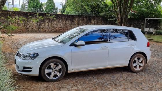 VOLKSWAGEN GOLF 1.6 MSI COMFORTLINE 16V TOTAL FLEX 4P MANUAL
